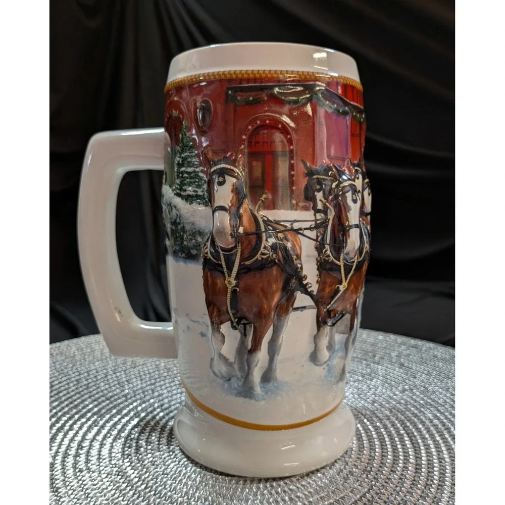 Budweiser 2006 Bud Holiday Stein Christmas Beer Mug Series Tradition CS670 NoBox